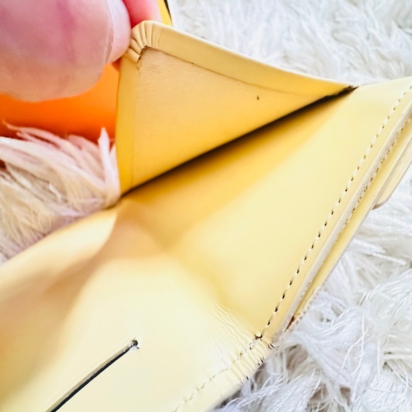 Louis Vuitton Epi trifold business card wallet